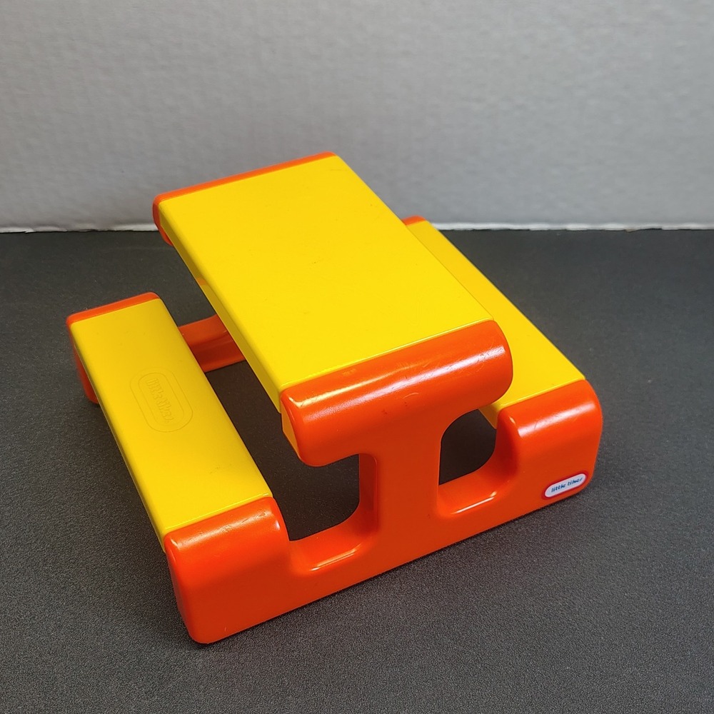 Little Tikes Doll House Picnic Table